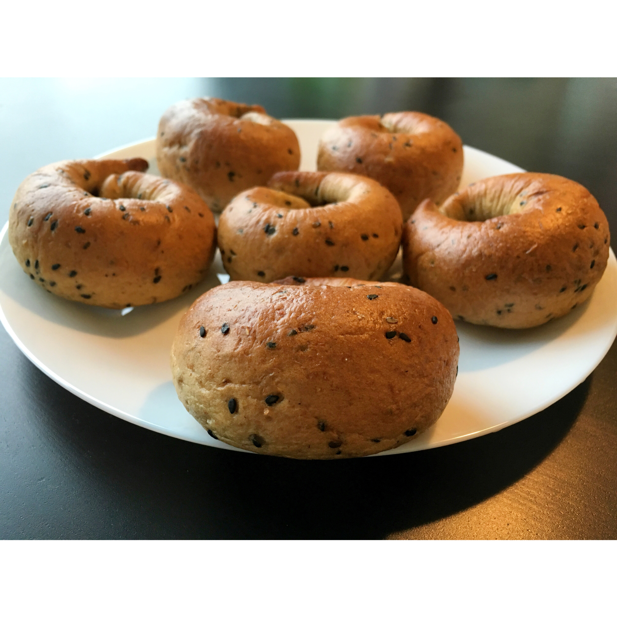 黑芝麻全麦贝果