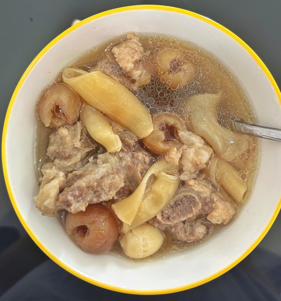 花胶瘦肉汤