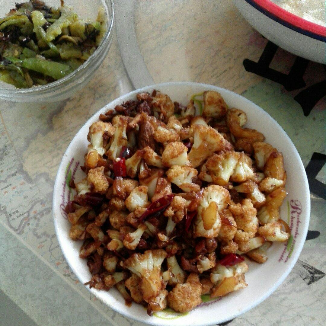 老丁的私房菜-干锅花菜