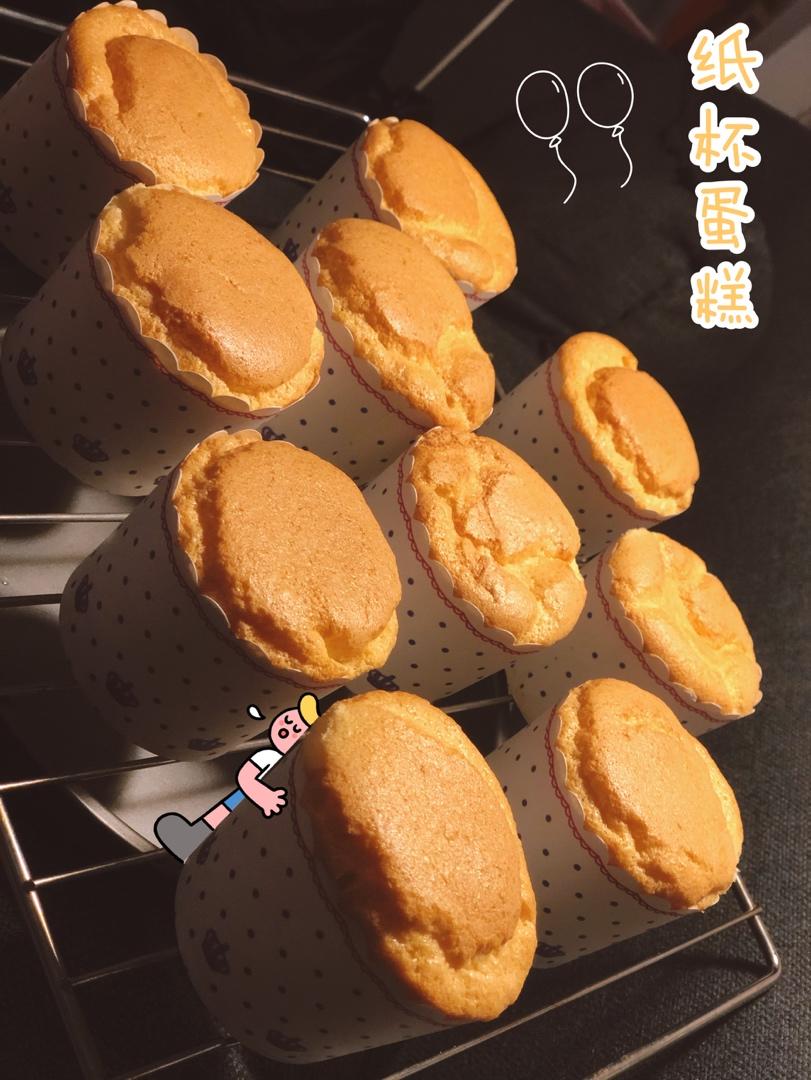 纸杯蛋糕 8寸戚风蛋糕的量
