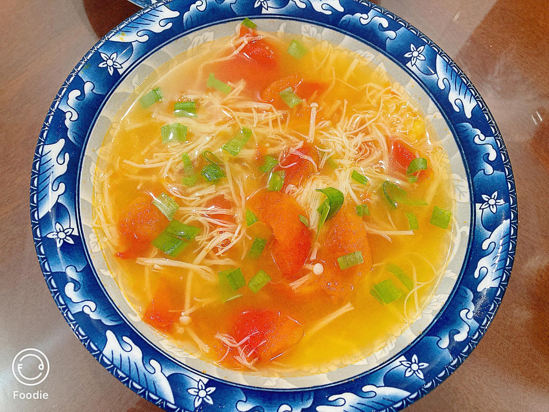 西红柿金针菇汤，超级鲜