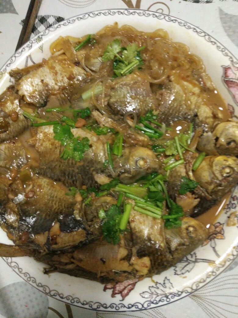 家炖鲫鱼