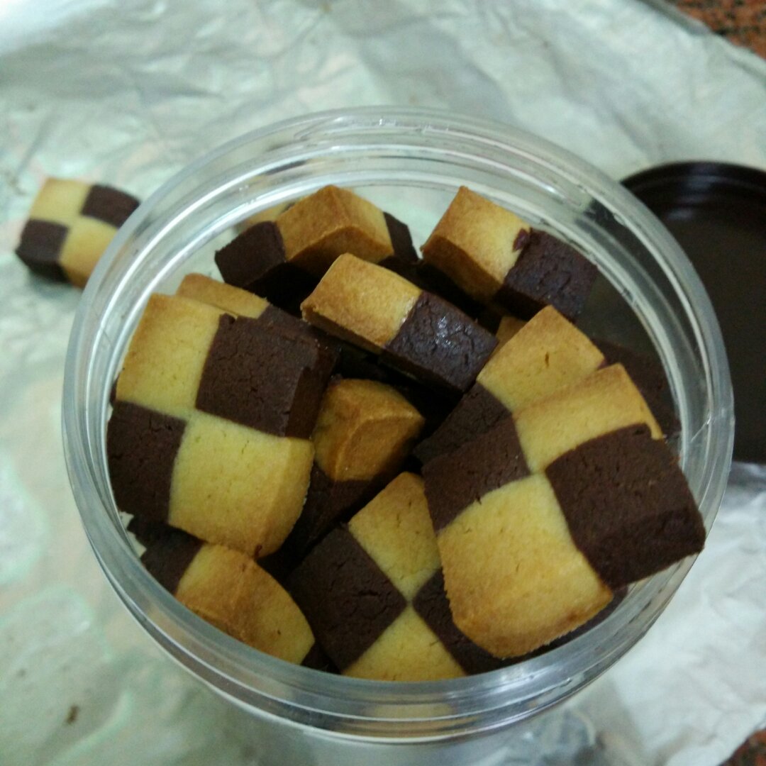双色小棋格饼干