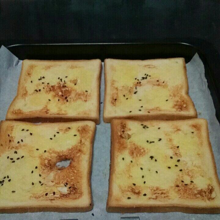 手机空心做的烤面包片