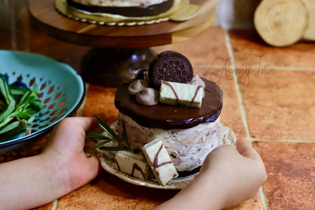 【奥利奥冻芝士蛋糕】拯救新手的免烤美味甜点