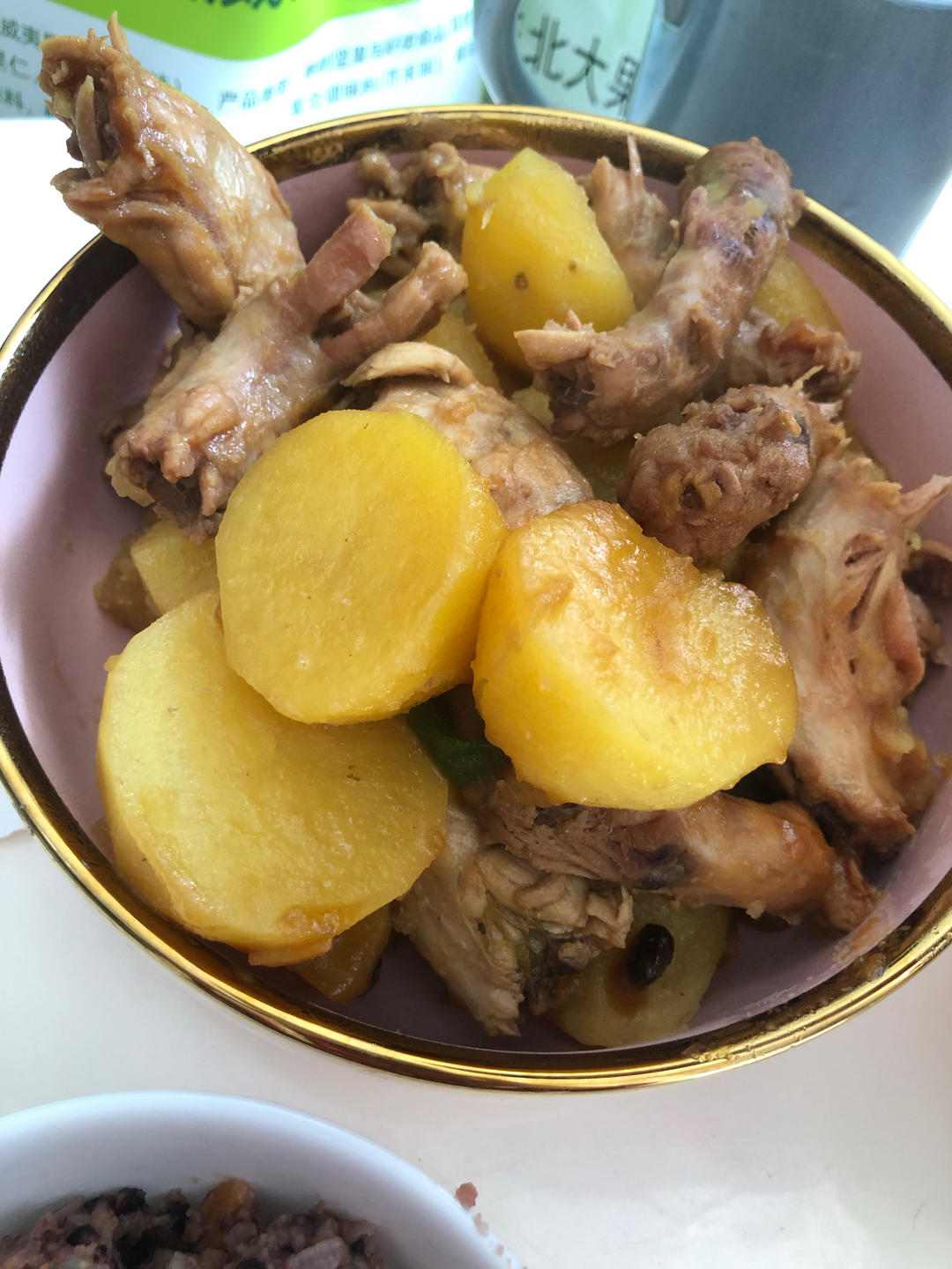 东北菜鸡脖炖土豆