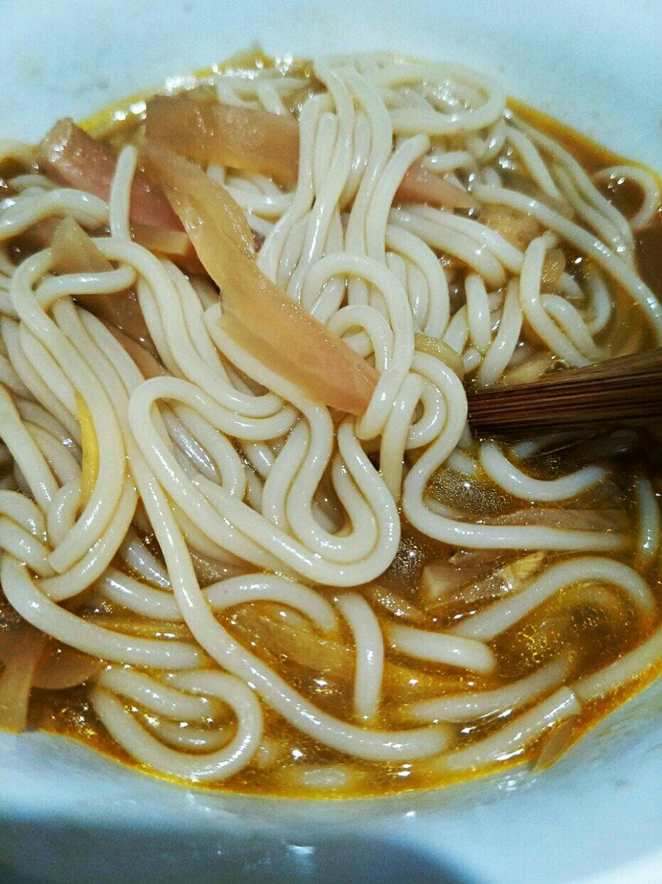 酸菜肉丝米线