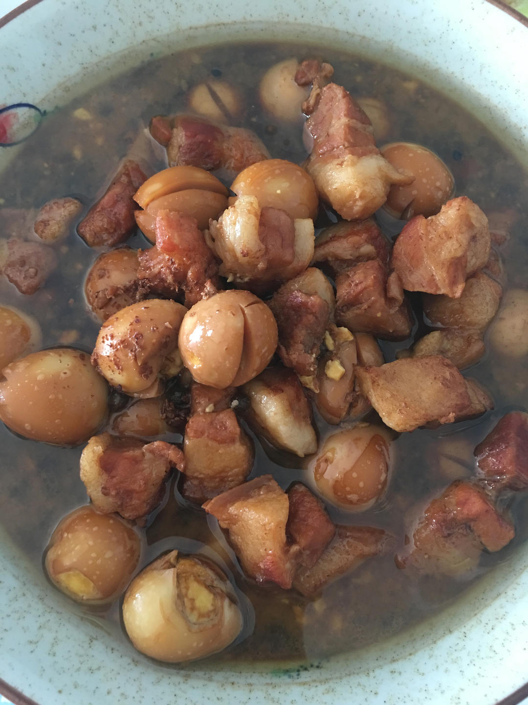 肥而不腻红烧肉卤蛋