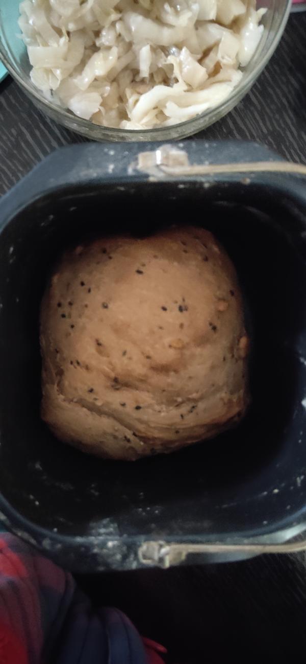 面包机做黑芝麻核桃吐司