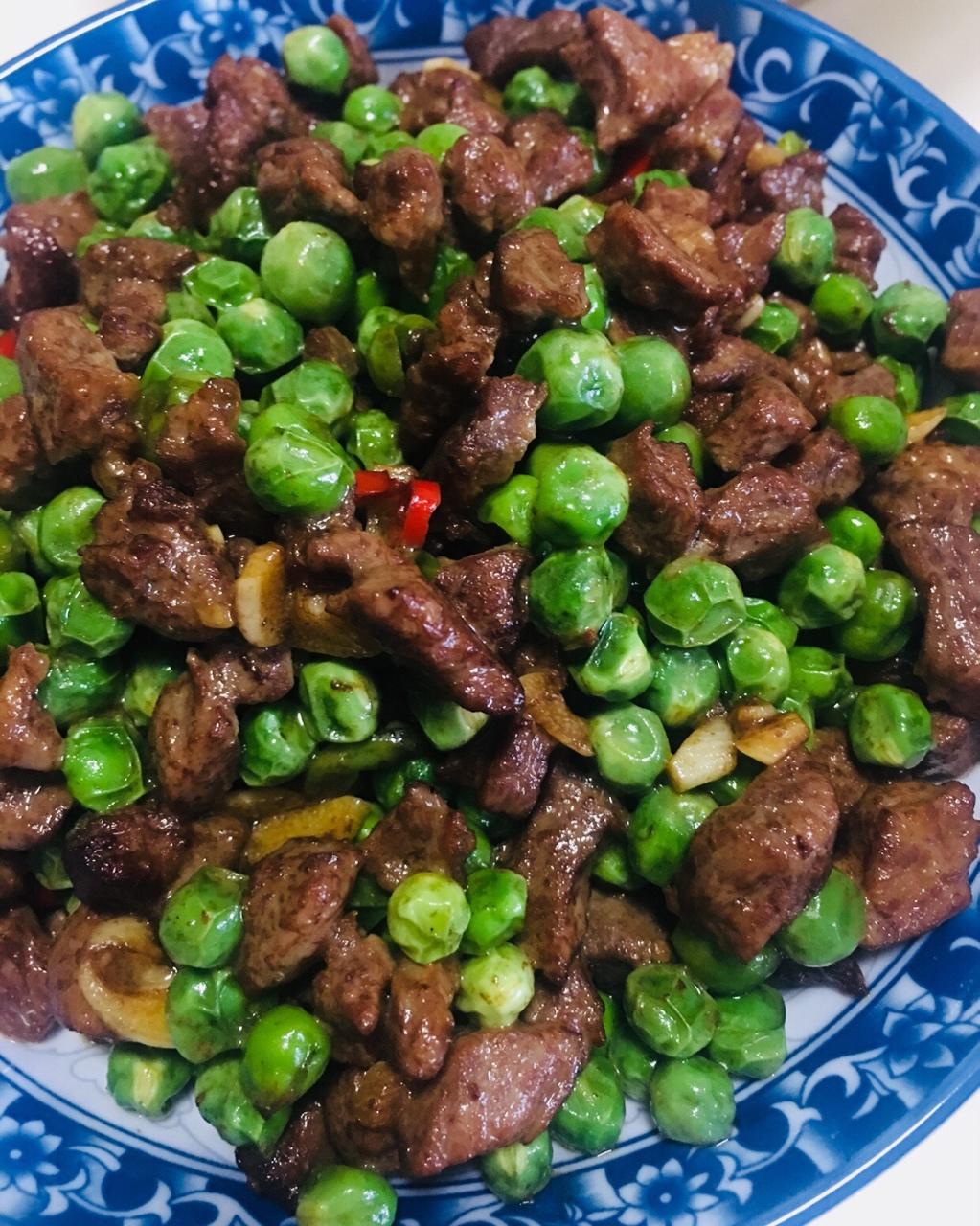手机用户1622_9v5t做的豌豆炒牛肉粒