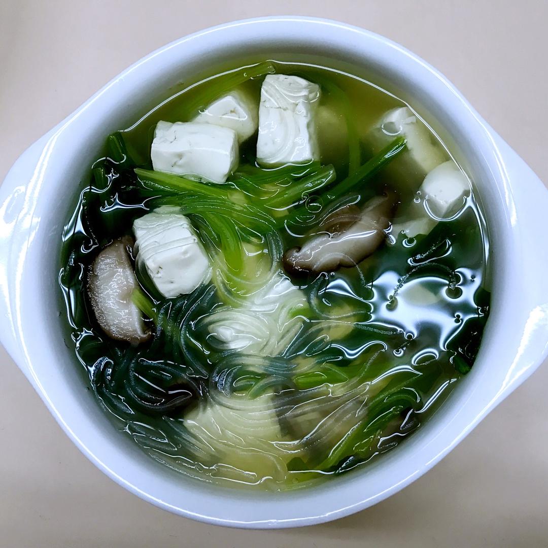 菠菜豆腐汤