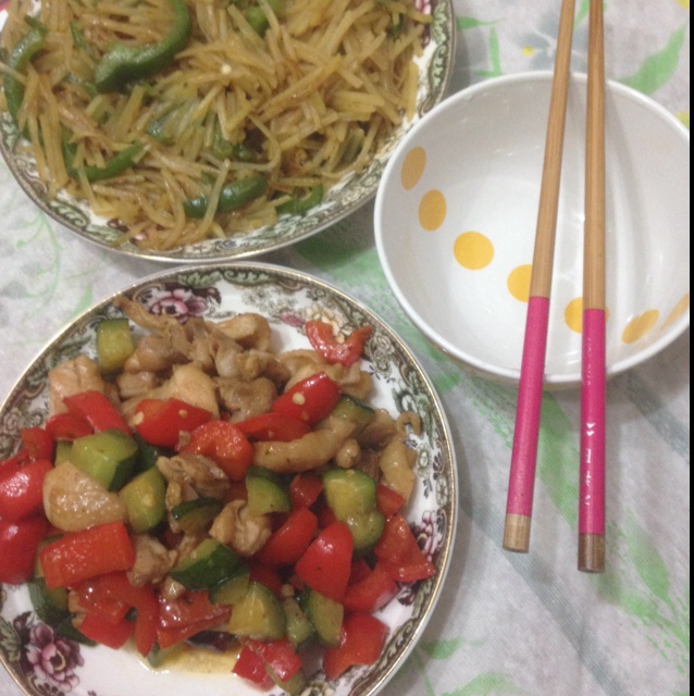 黄瓜鸡丁