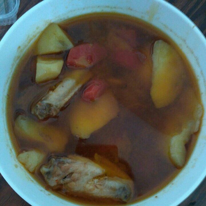 胡萝卜土豆烧鸡翅