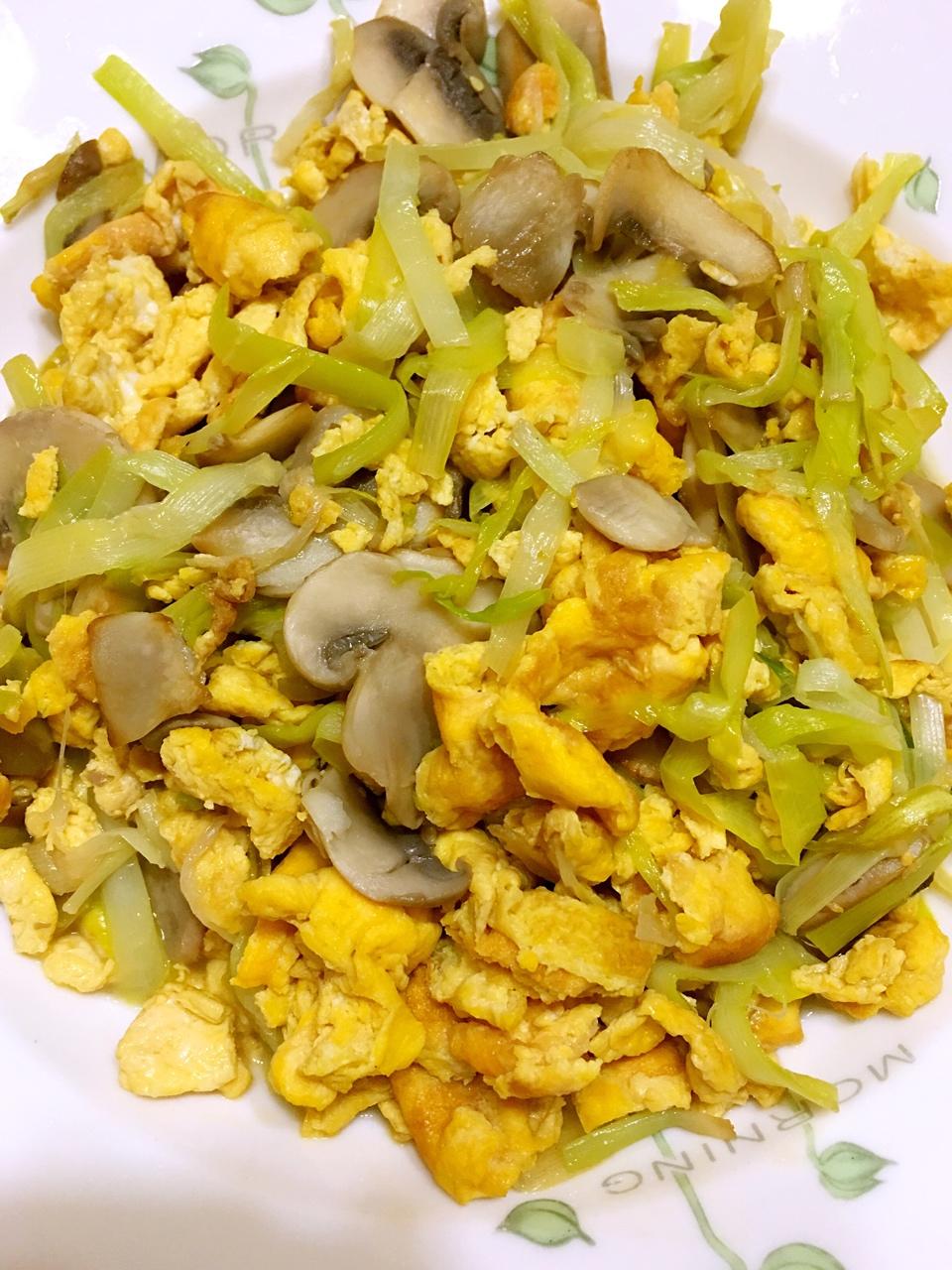 快手小葱蘑菇炒蛋