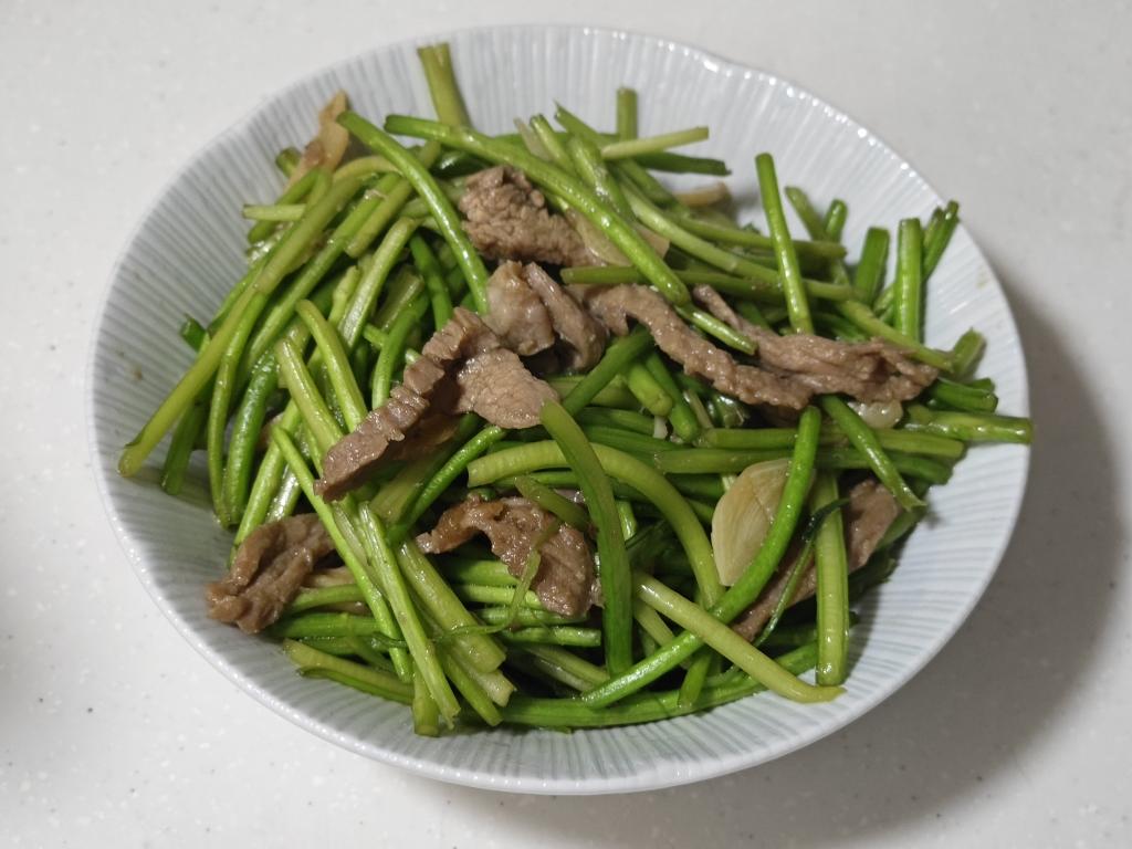 芦蒿炒肉丝