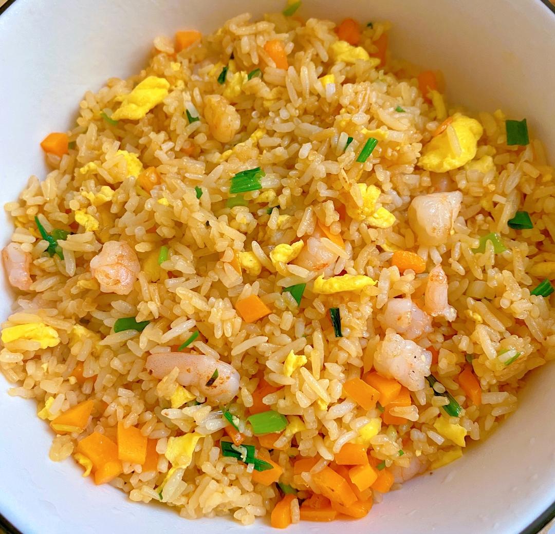 豪华版虾仁炒饭🍤