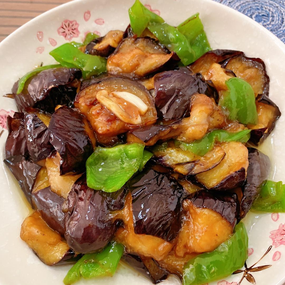 红烧茄子，好吃到舔盘子