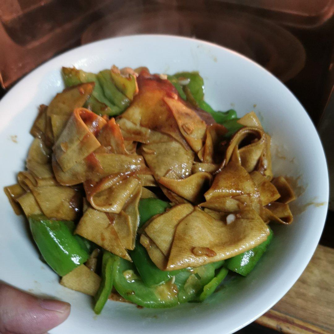尖椒炒豆皮➕灵魂汤汁
