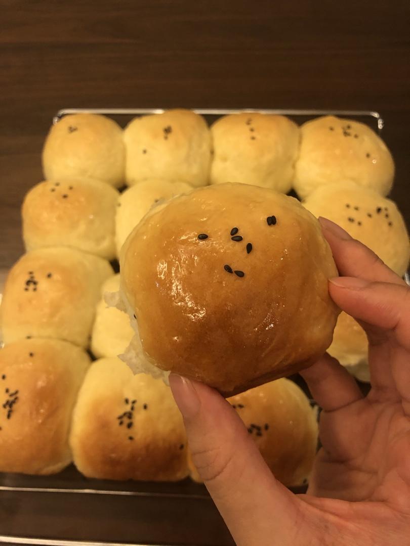 超级柔软拉丝的蜂蜜小餐包