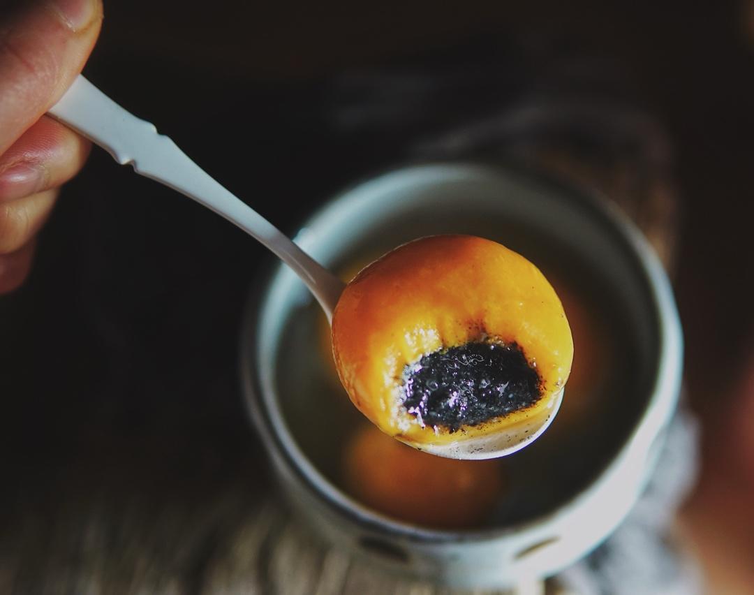 南瓜汤圆（黑芝麻馅）