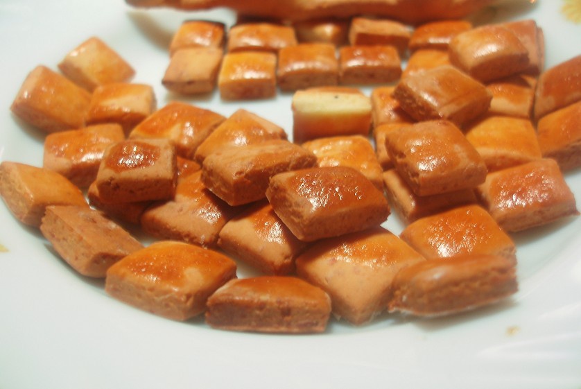 牛奶方块小饼干