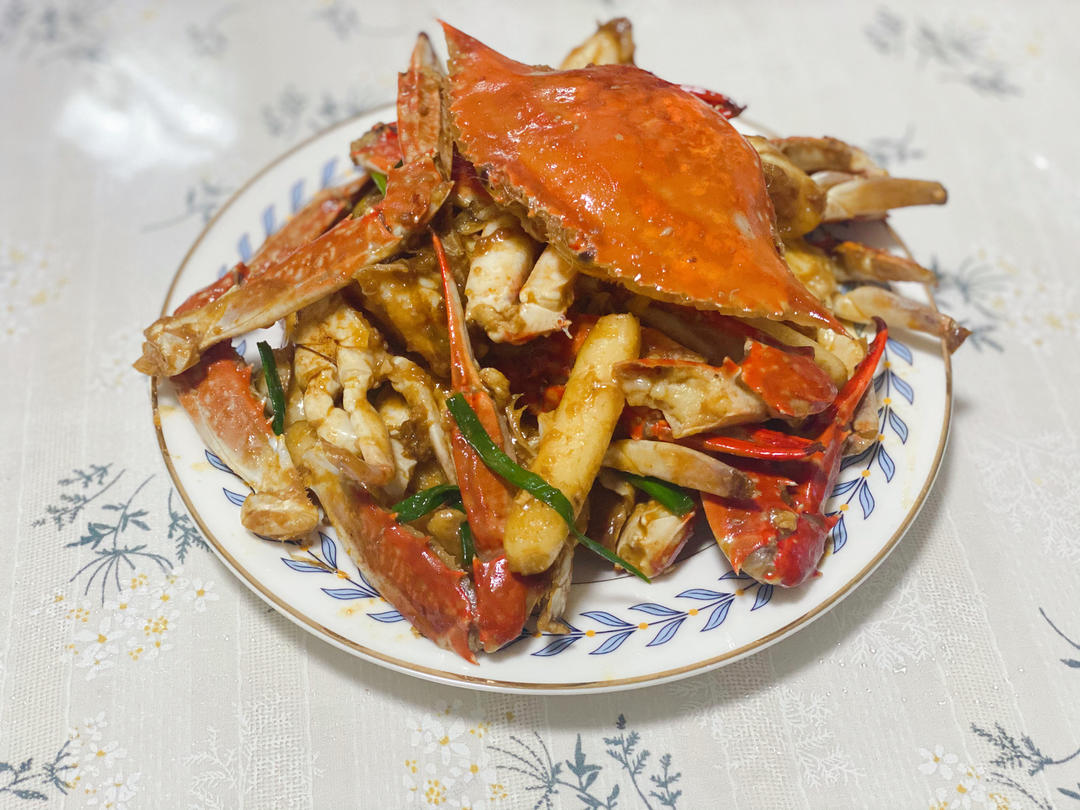 梭子蟹炒年糕～标准的江浙菜