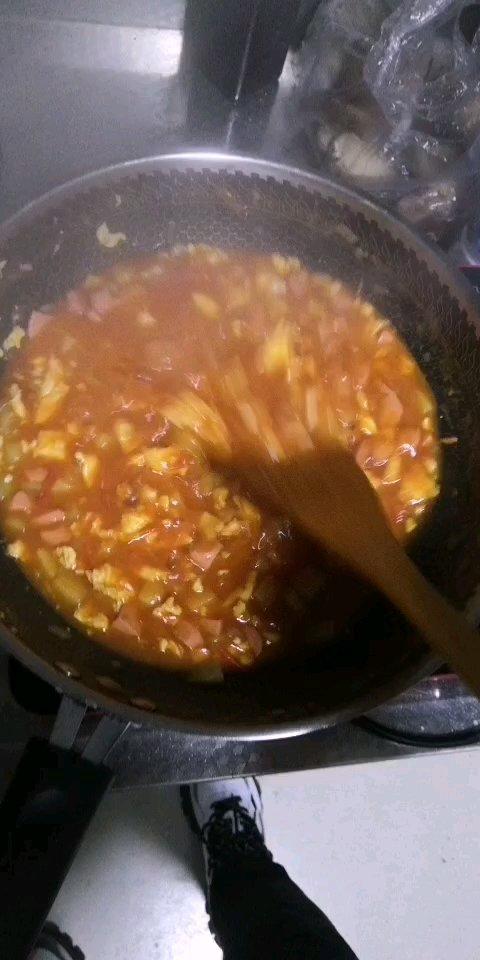 番茄土豆酱汁炒饭