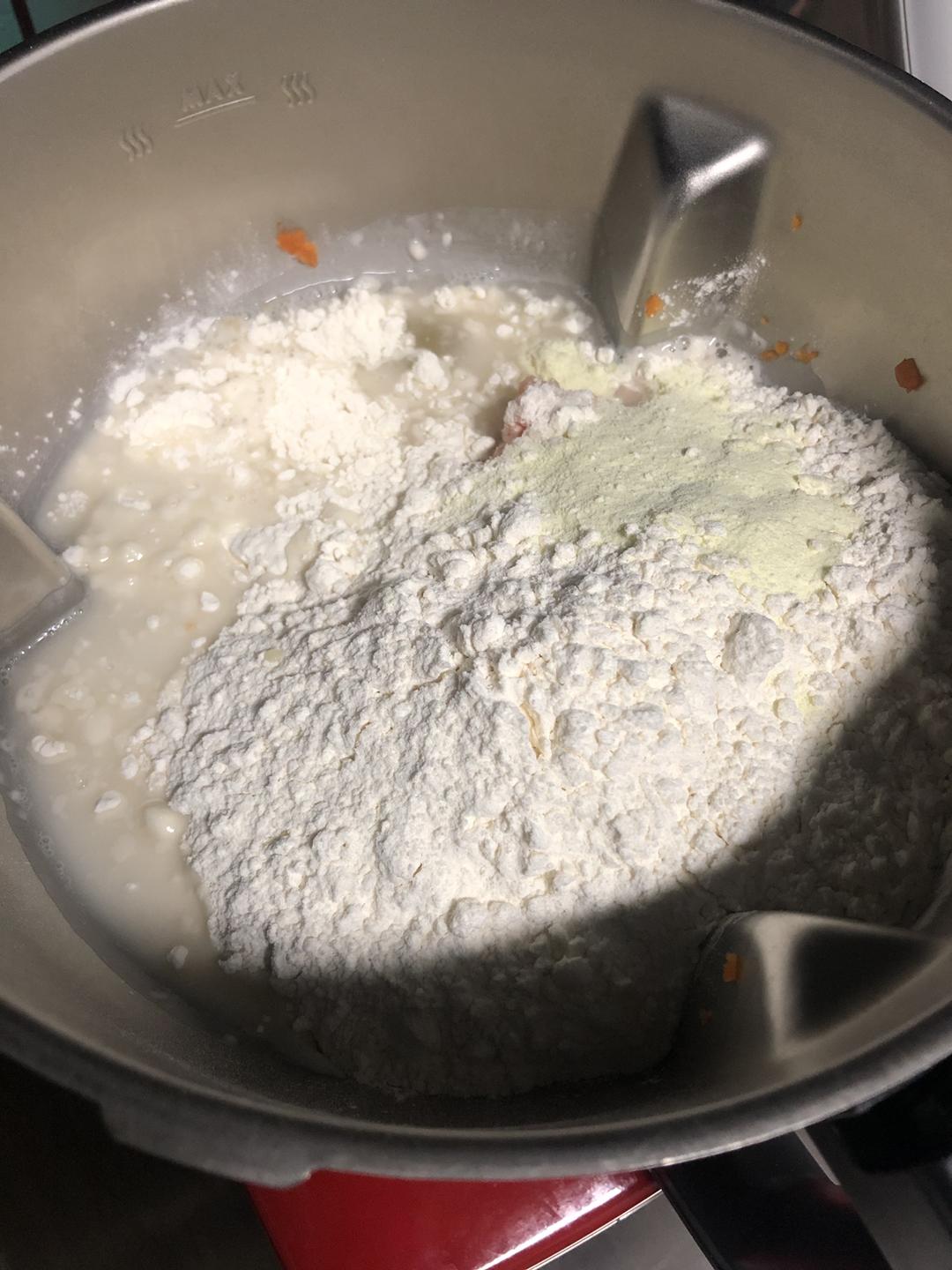 纯奶手撕吐司的做法 步骤1