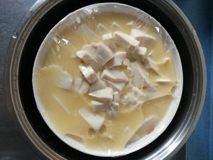 海鲜豆腐蛋炖的做法 步骤4