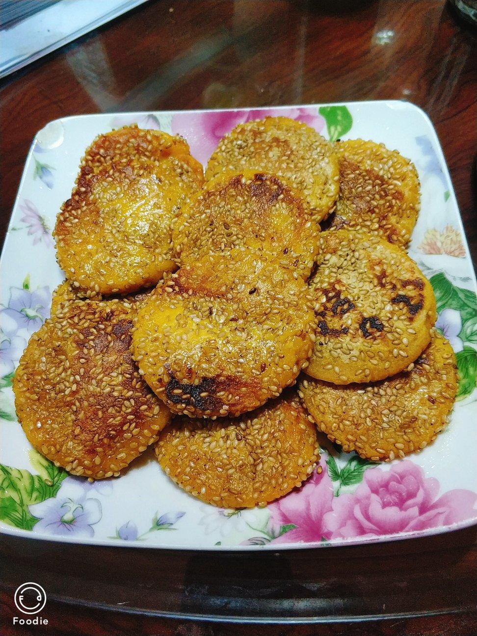 平底锅就能做!香甜软糯的南瓜饼