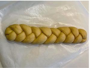 神圣的哈拉面包 （辫子面包）的做法 步骤11