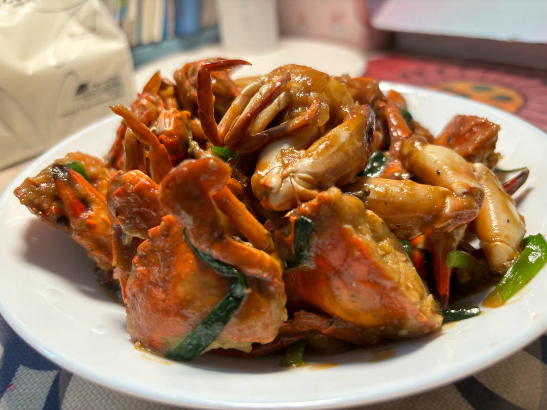 蒜香炒河蟹