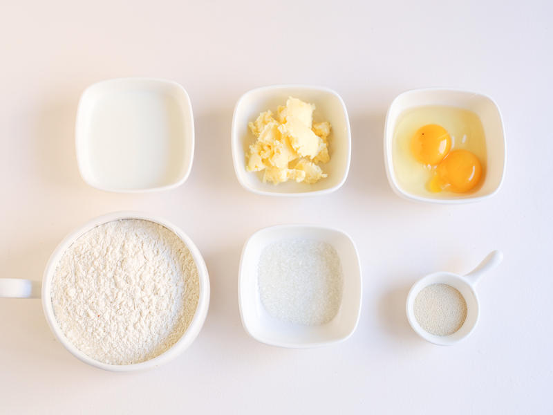 纯奶手撕吐司的做法 步骤1