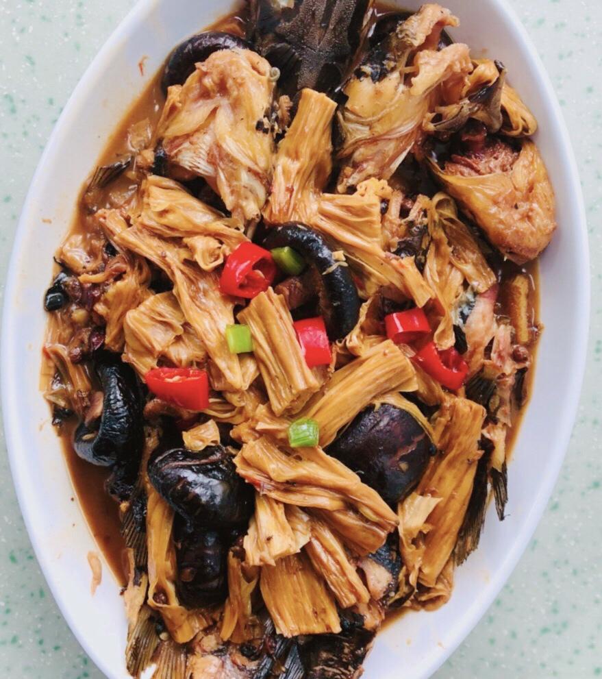 满屋飘香的汪丫鱼焖腐竹