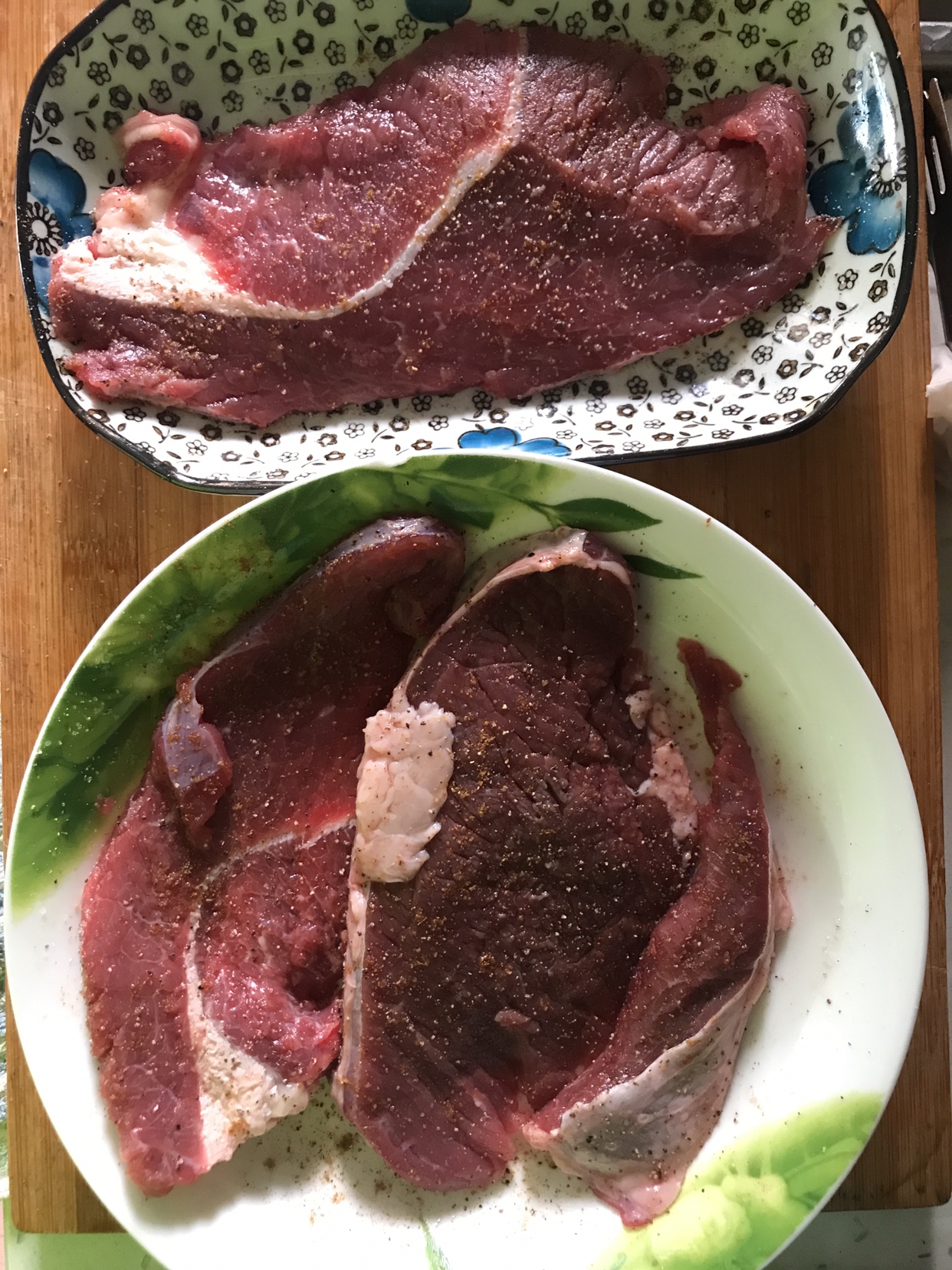 鲜牛肉自制煎牛排的做法 步骤3