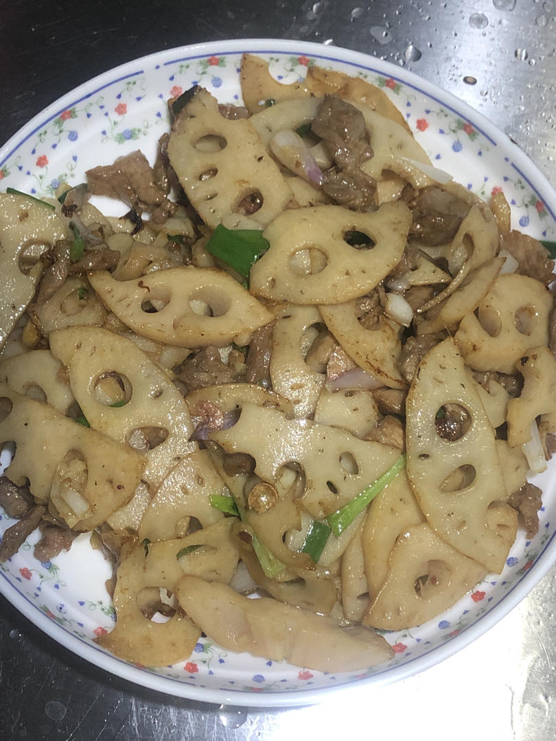 超下饭的莲藕炒肉