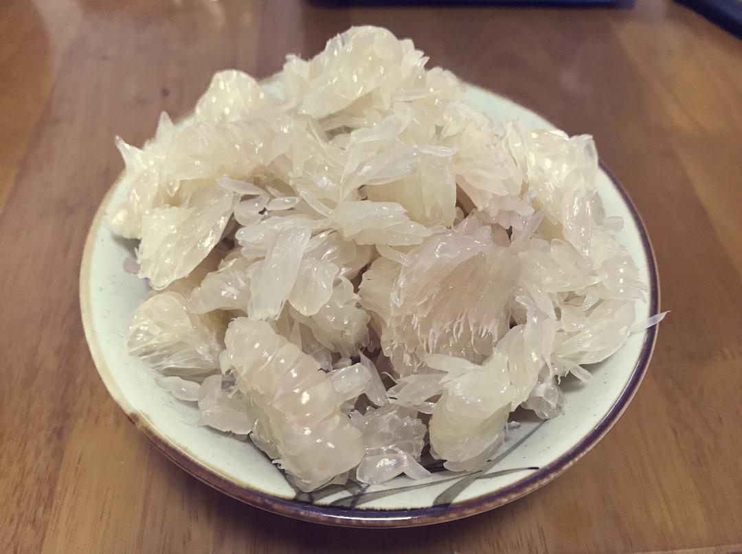 巧剥柚子皮