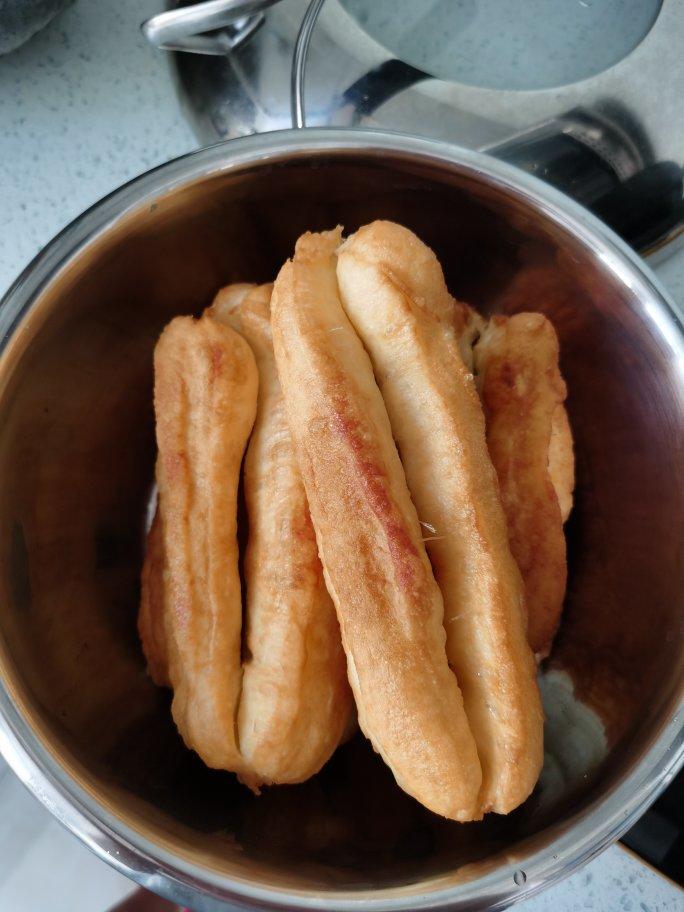 零失败油条（油饼麻花万能面团）