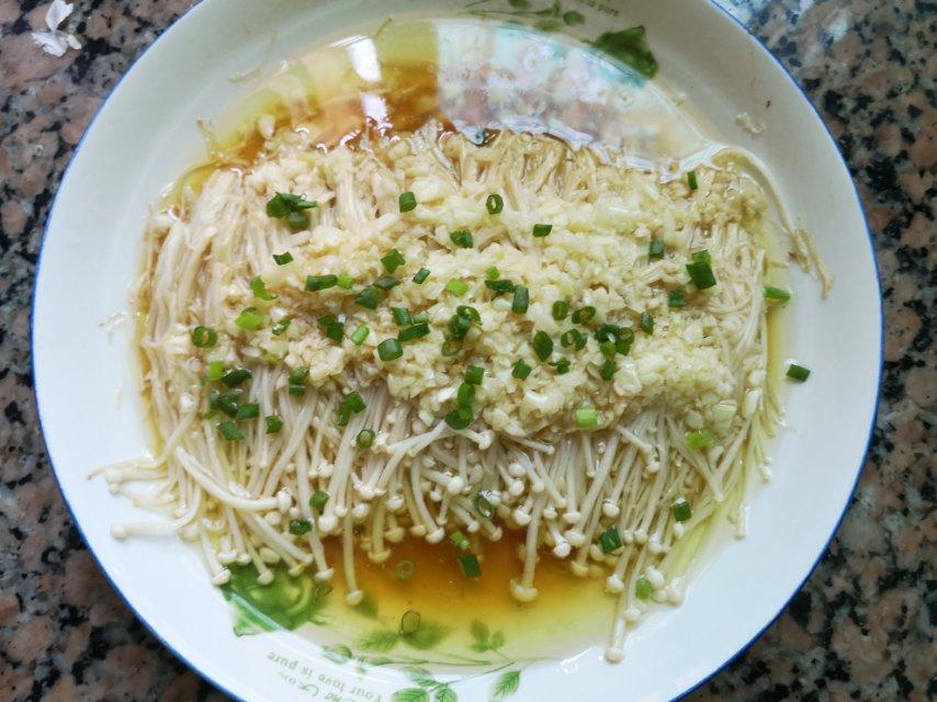 蒜蓉蒸金针菇