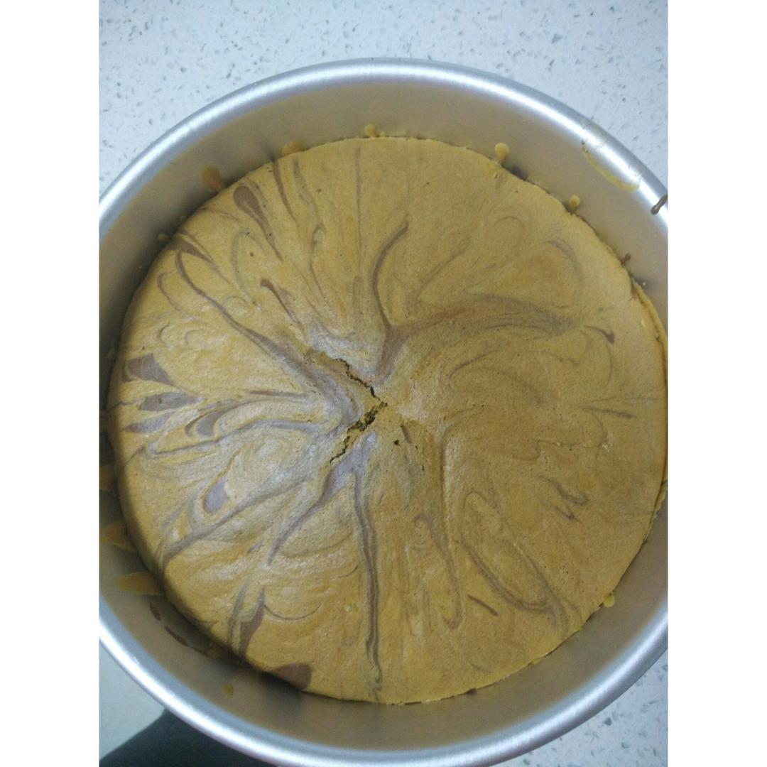 双色拉花戚风蛋糕