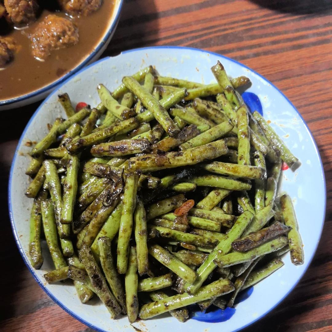 超好吃的干煸豆角