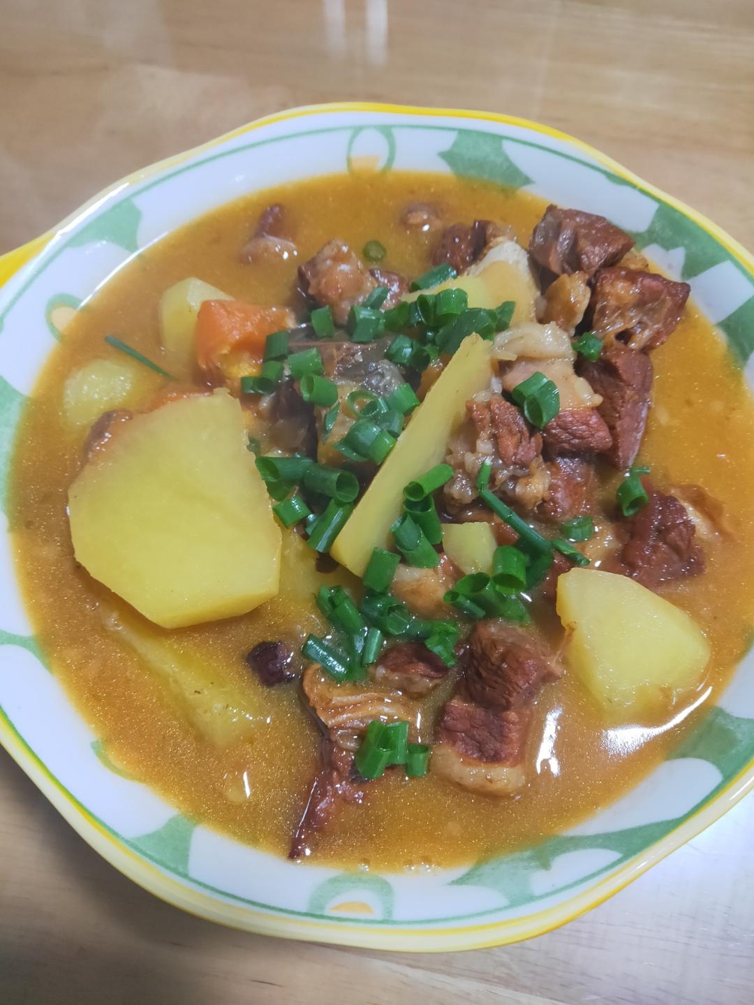 番茄土豆炖牛腩