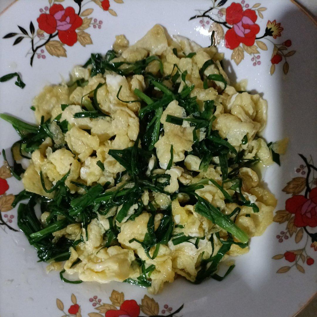 韭菜炒鸡蛋——三分钟快手下饭菜 掌握火候的秘诀