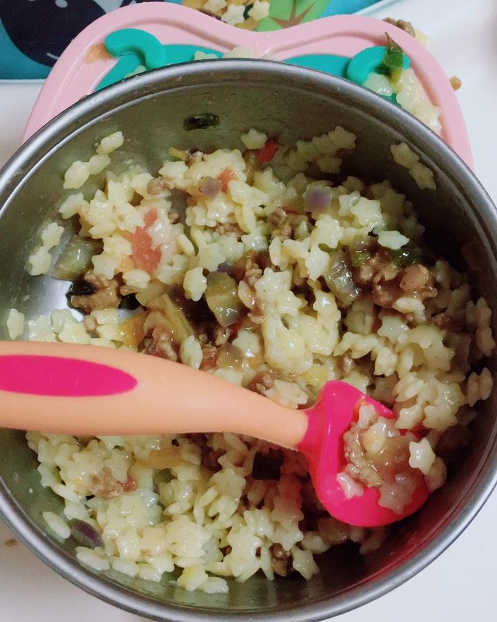 西红柿茄子肉丁打卤面