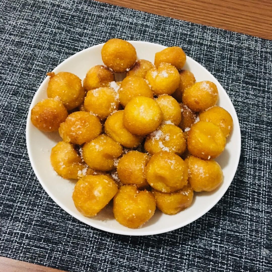 妈妈教炸的红薯丸子