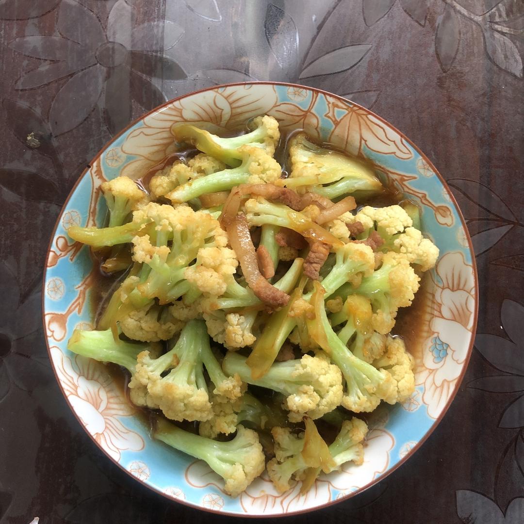 家常花菜炒肉