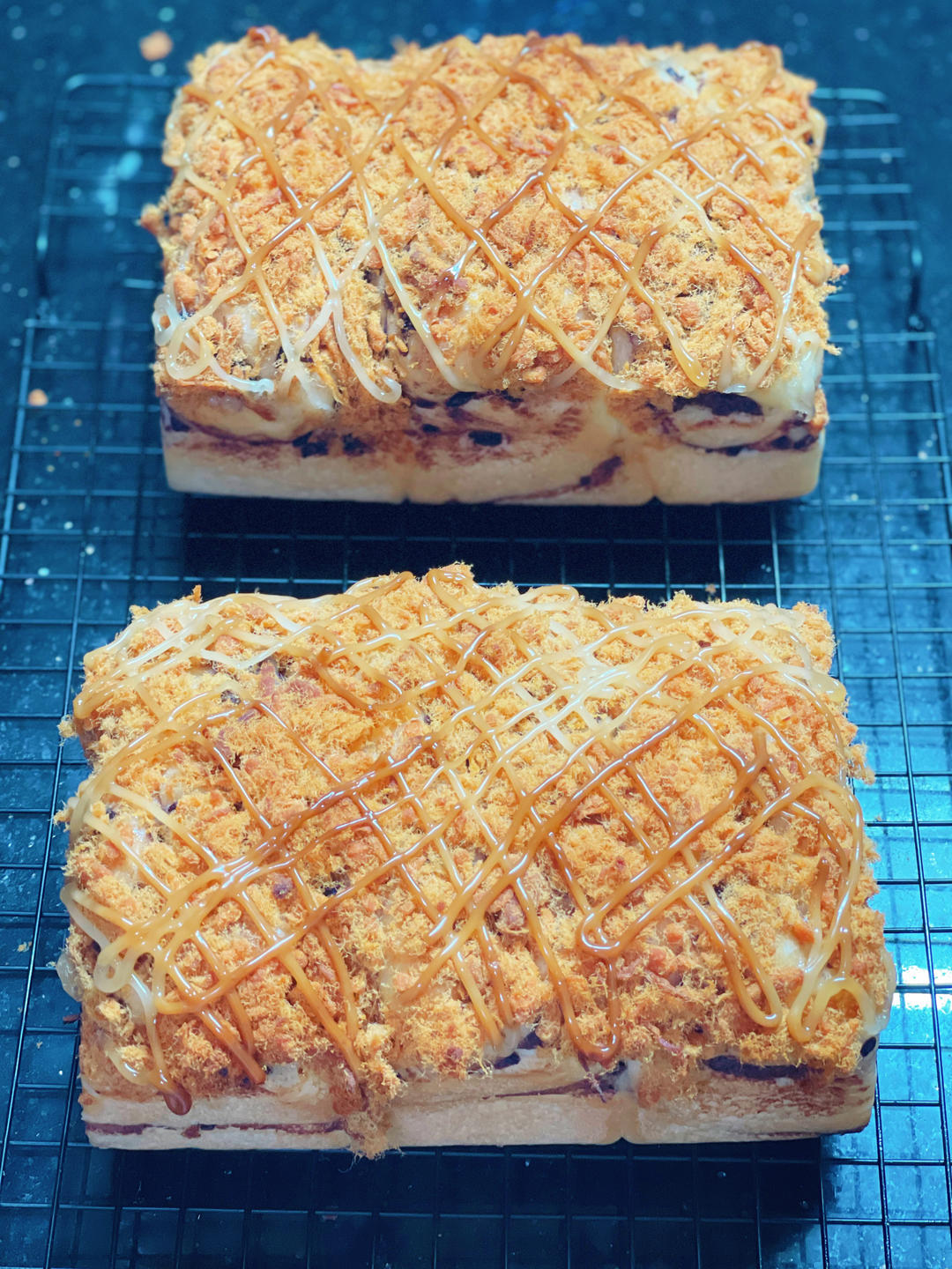 复制热销款肉松红豆吐司