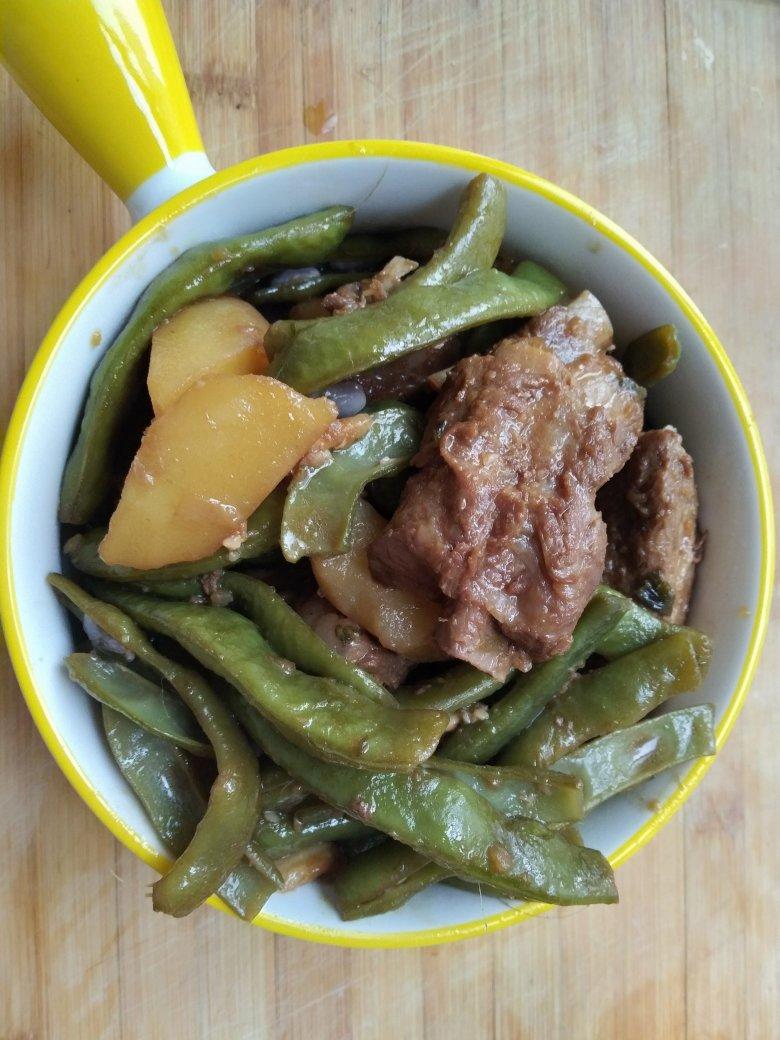 排骨土豆炖芸豆