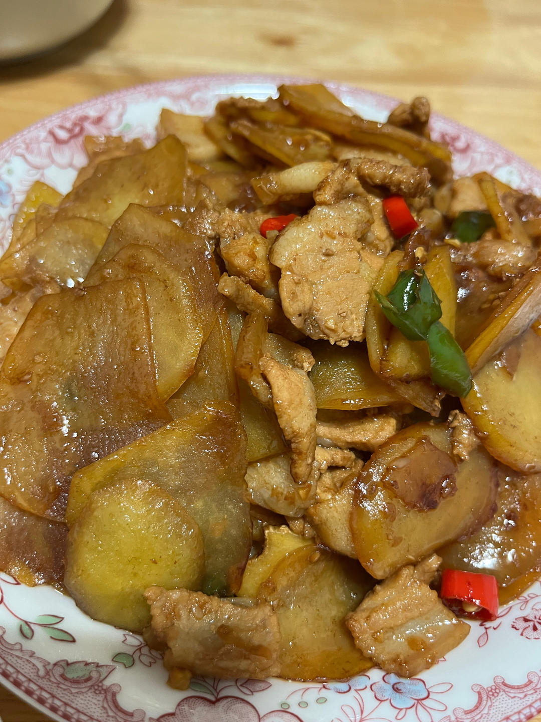 五花肉干煎土豆