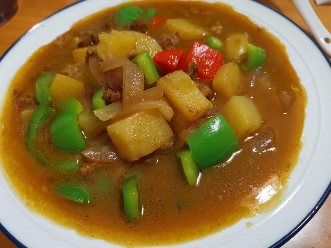 咖喱土豆鸡块